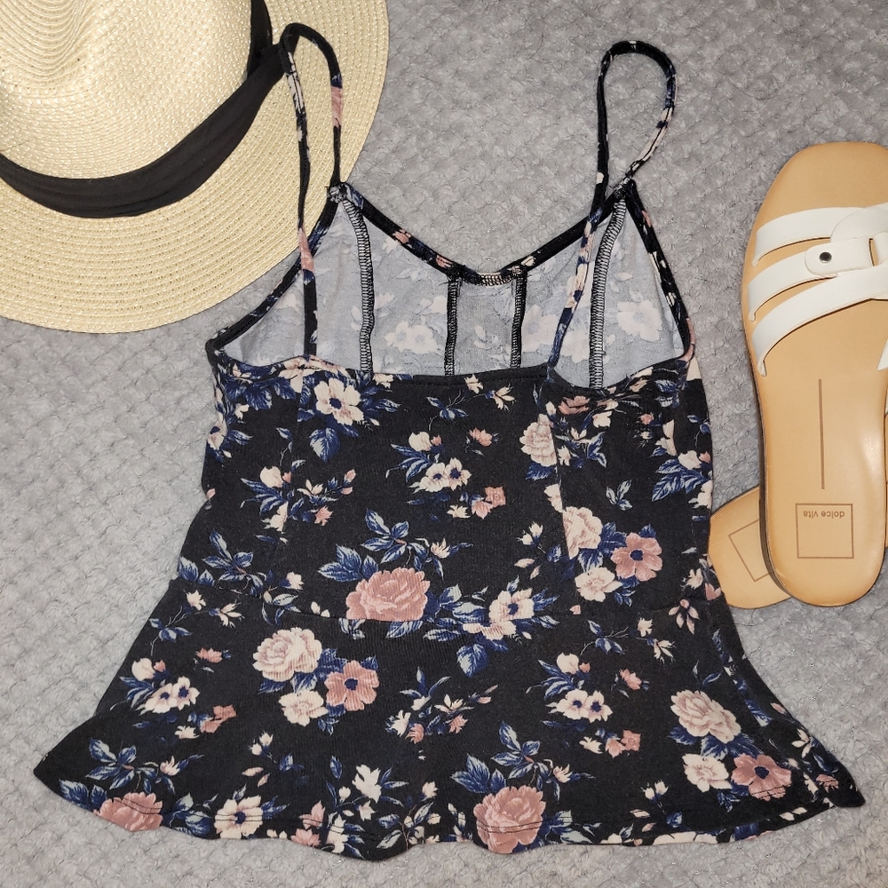 AE Floral Tank - Picture 1 of 5